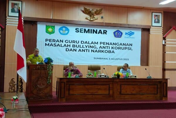 Sosialisasi P4GN pada Acara Seminar Peran Guru pada Permasalahan Bullying, Anti Korupsi, dan Anti Nakroba